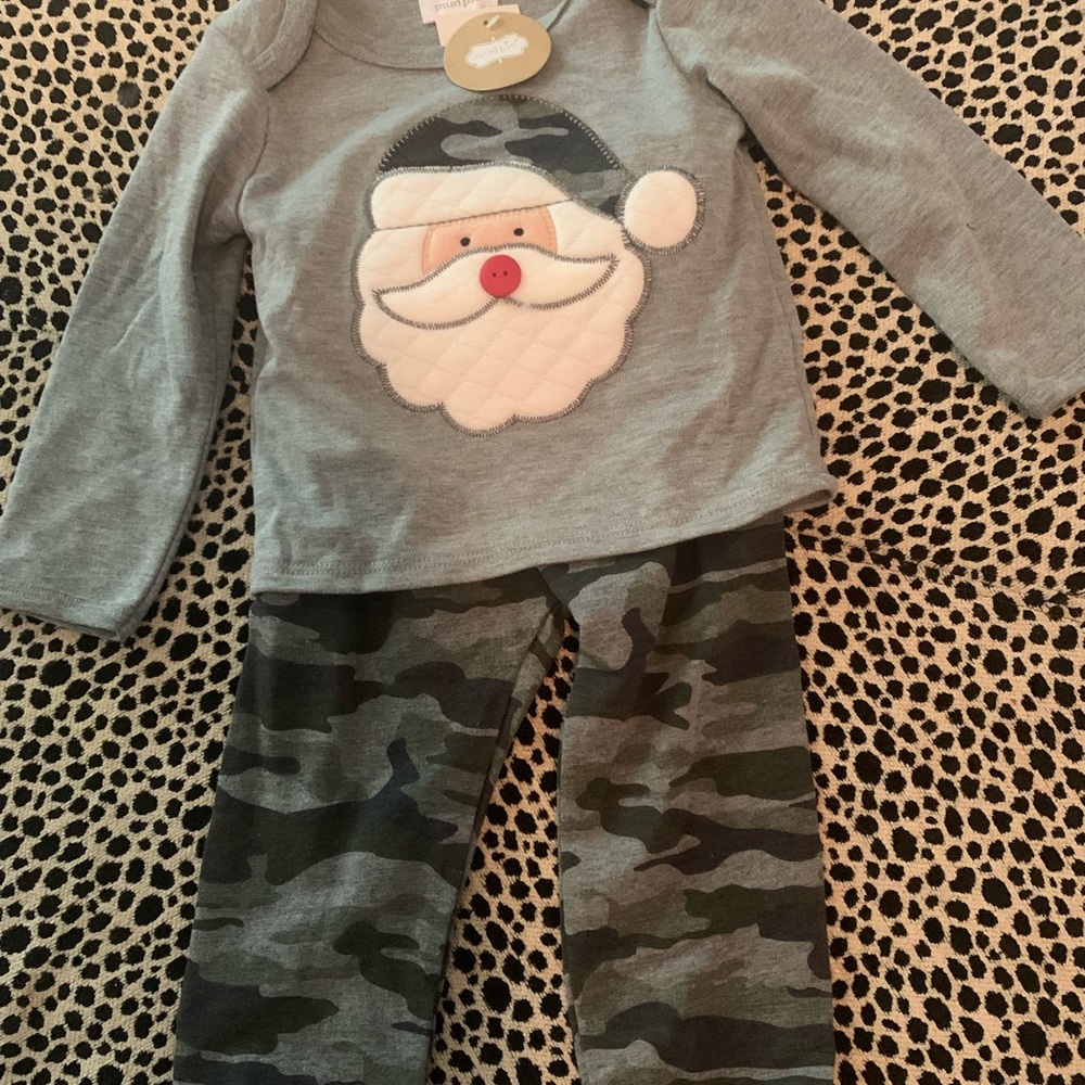 Mud Pie baby’s matching Santa camouflage set